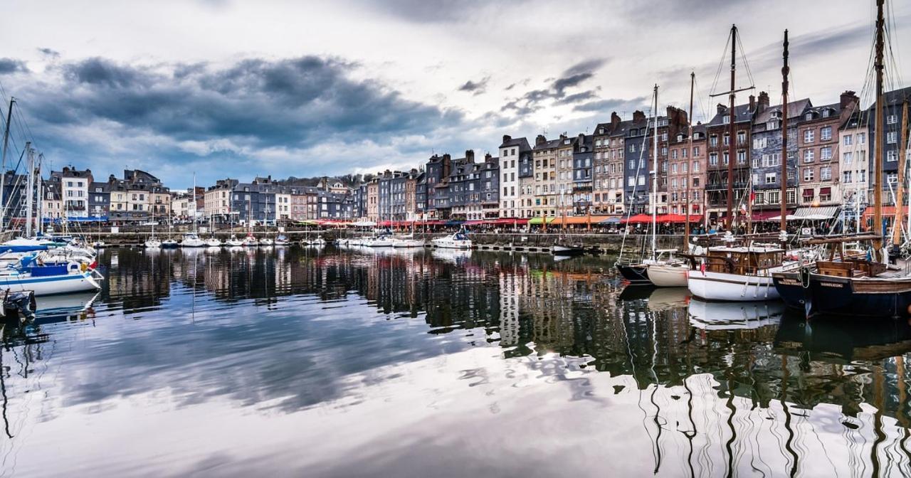 Greeter-Nid Douillet A 5 Min Du Port De Honfleur Exterior photo